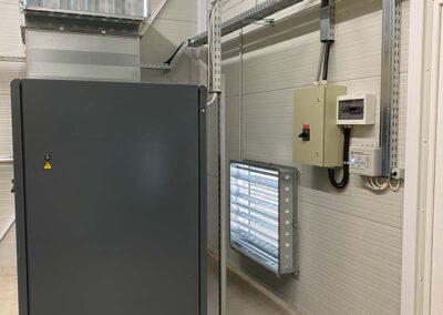 Kompresszorház telepítés ásványvíztöltő üzemben